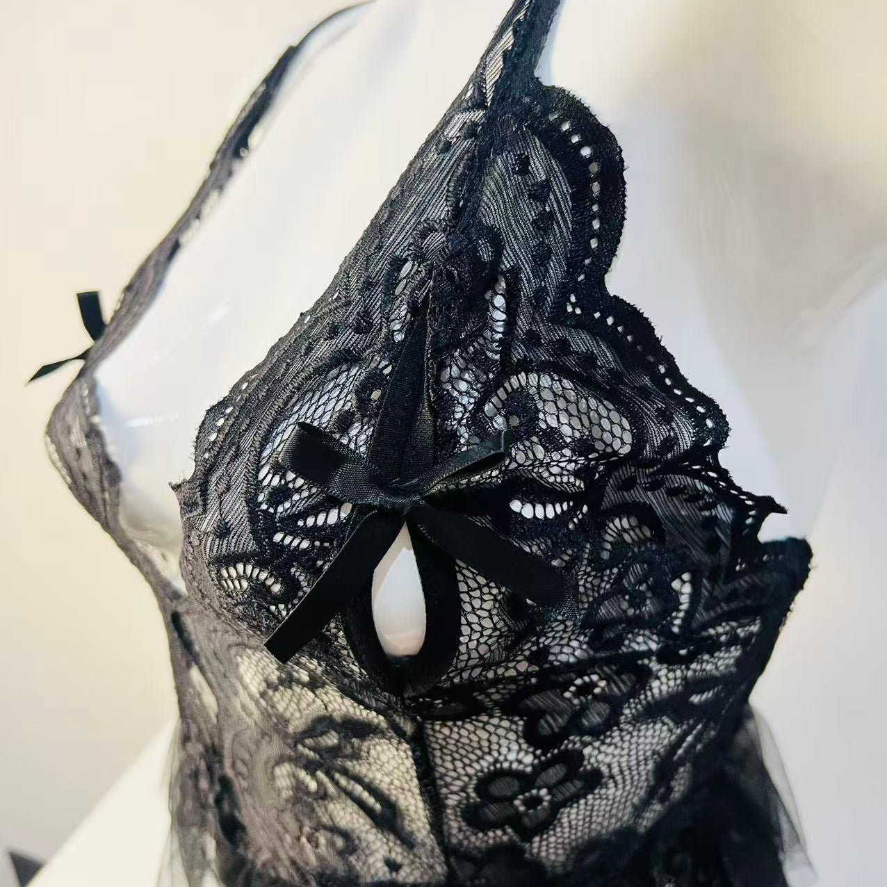 Dark Whisper – Midnight Lace